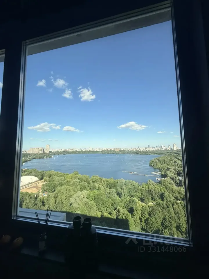 2-комн. квартира, 60 м², 21/22 этаж