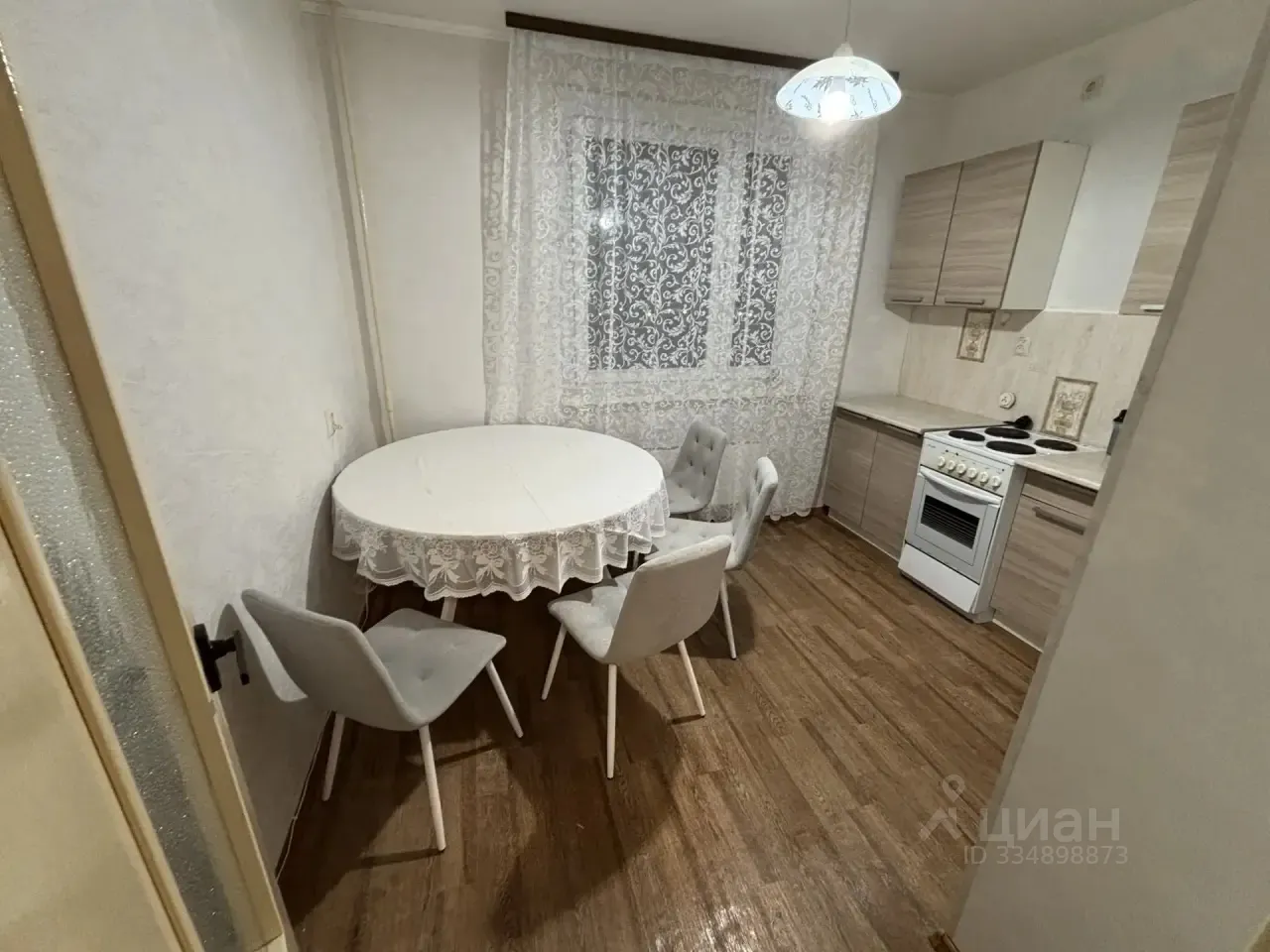 2-комн. квартира, 56 м², 2/19 этаж