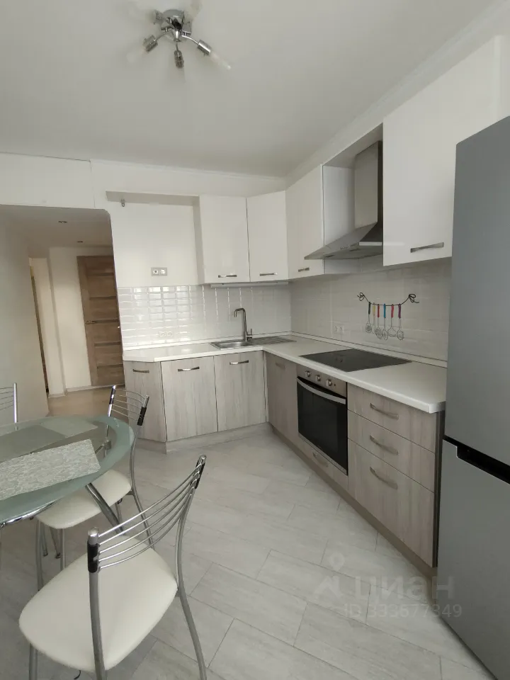 2-комн. квартира, 53 м², 14/19 этаж