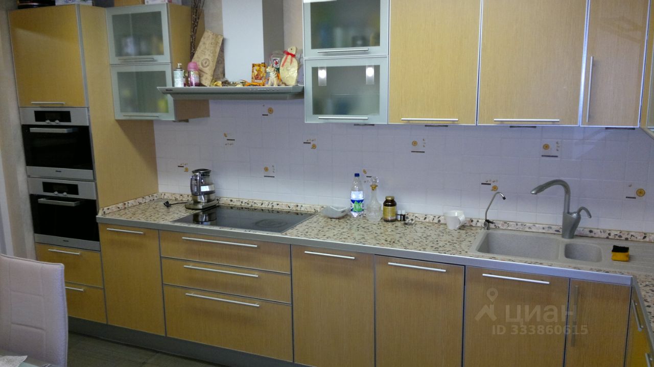 2-комн. квартира, 67 м², 17/18 этаж