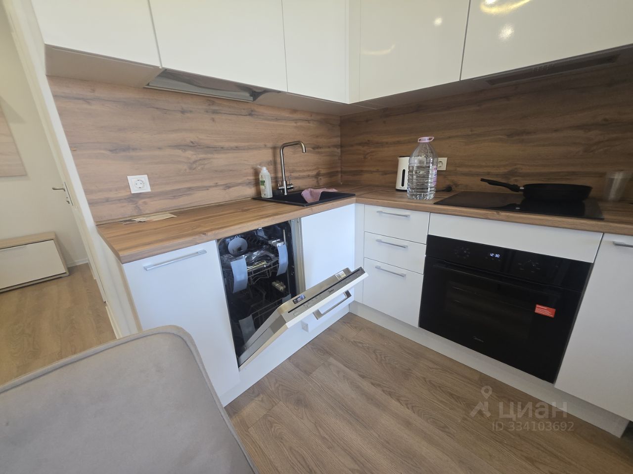 2-комн. квартира, 40 м², 15/24 этаж