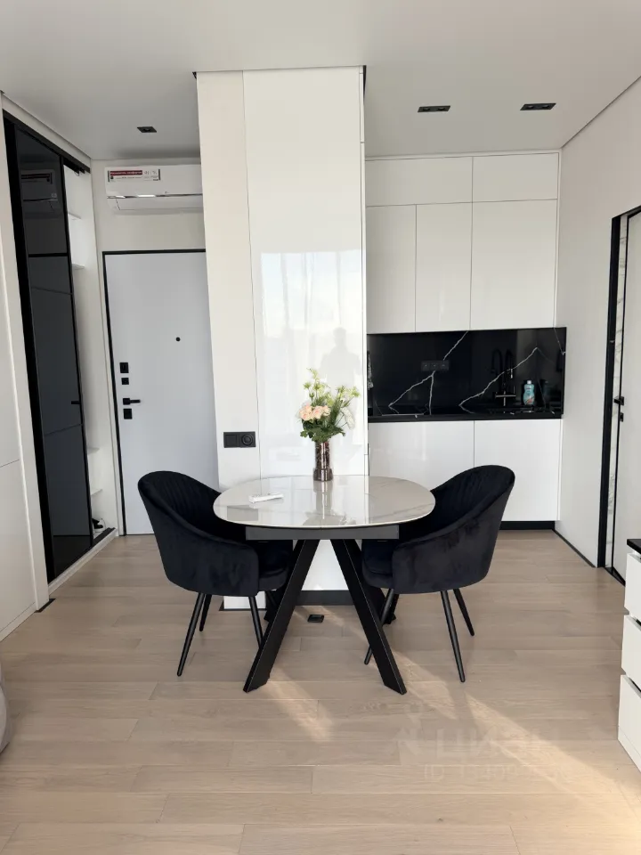 1-комн. квартира, 37 м², 11/25 этаж