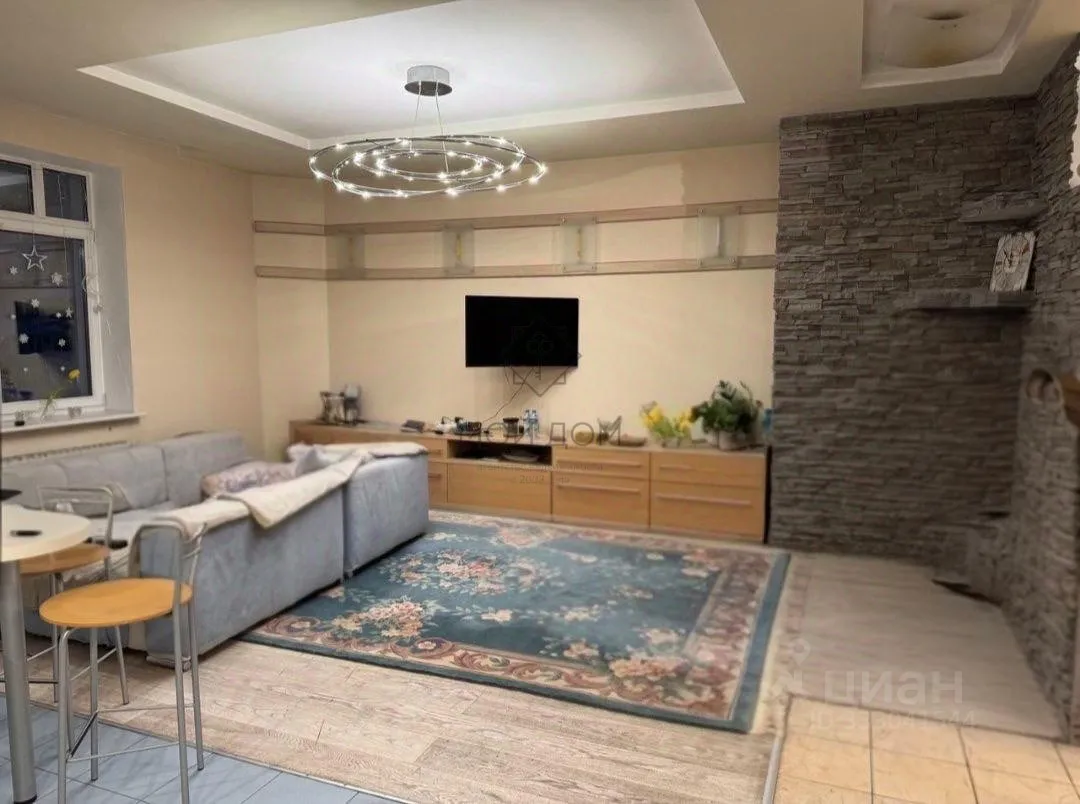3-комн. квартира, 104 м², 8/13 этаж