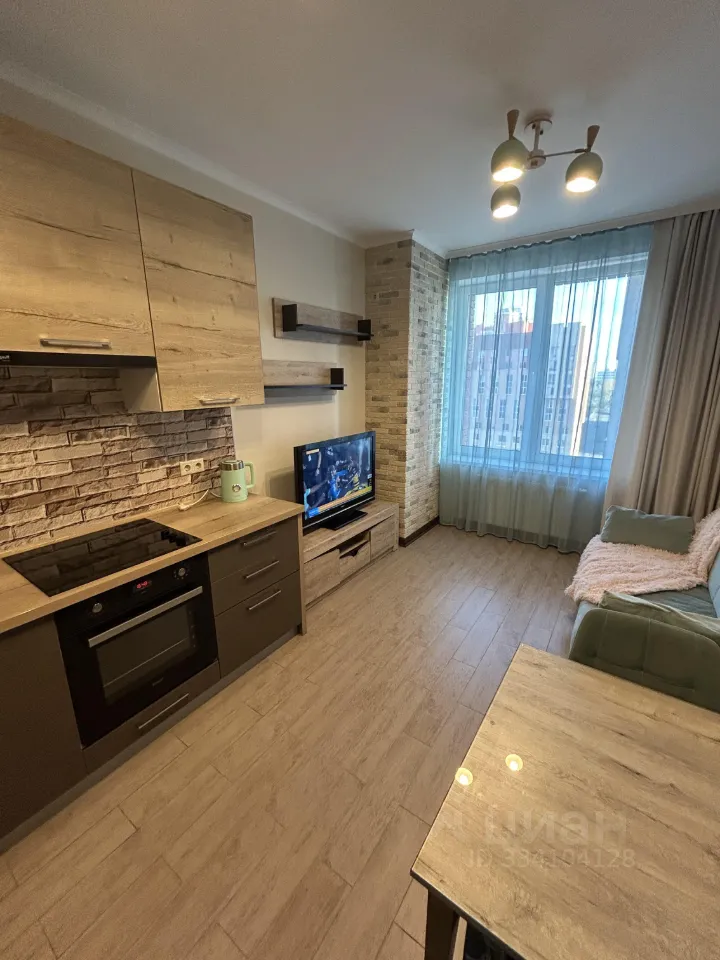2-комн. квартира, 40 м², 7/25 этаж