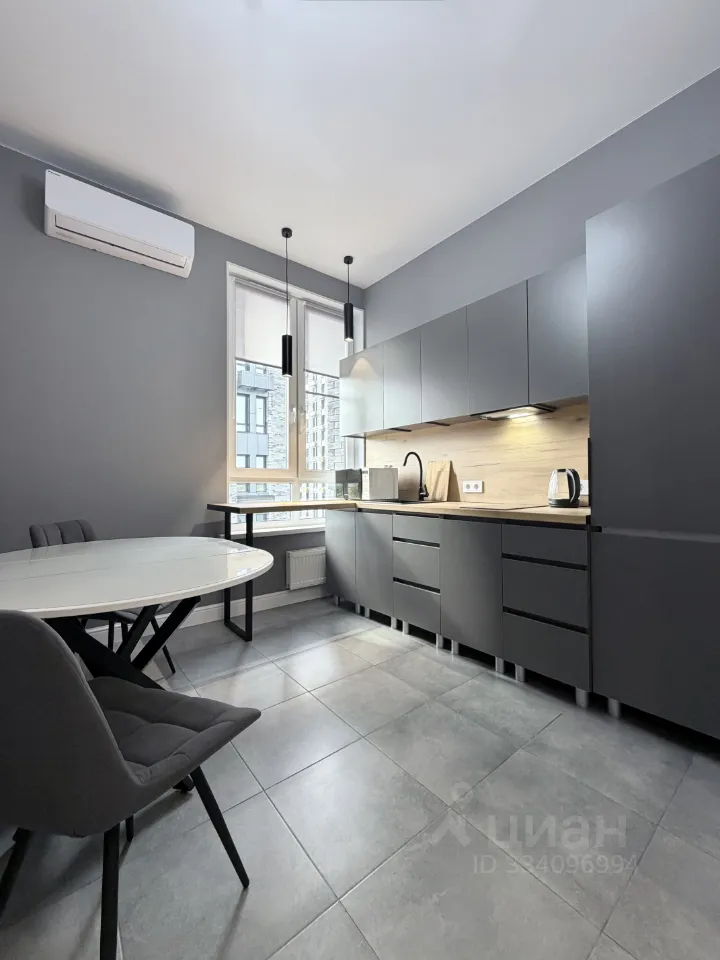 2-комн. квартира, 41 м², 4/14 этаж