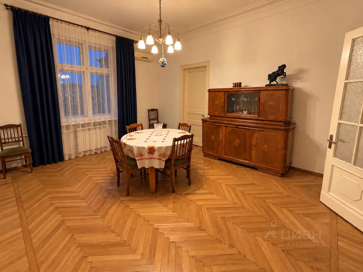 4-комн. квартира, 101 м², 6/8 этаж