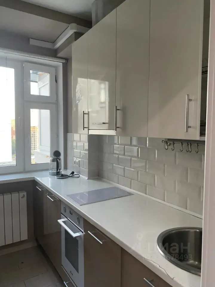2-комн. квартира, 48 м², 14/17 этаж