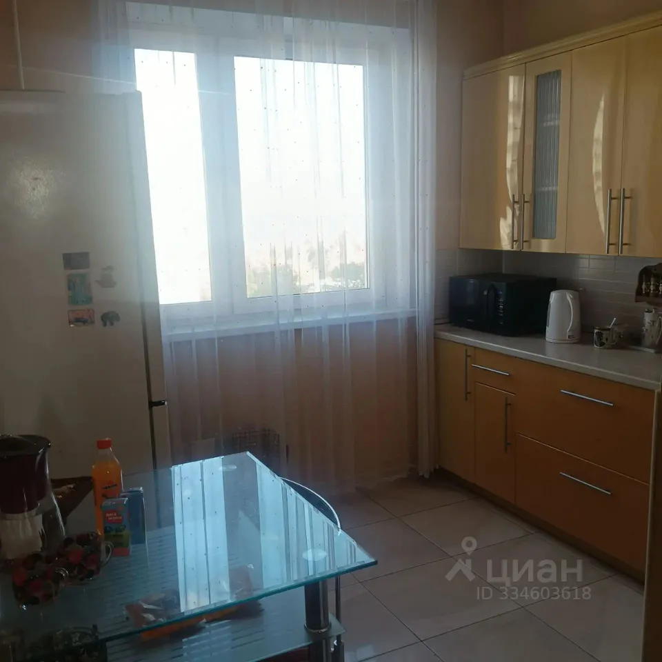 2-комн. квартира, 52 м², 10/14 этаж