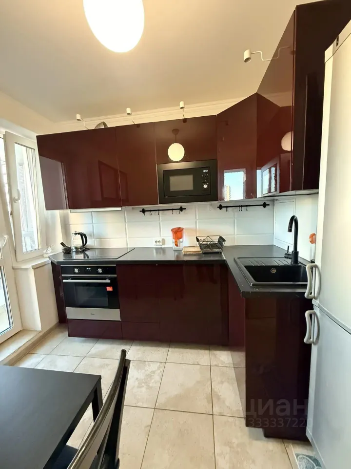 3-комн. квартира, 75,8 м², 10/19 этаж