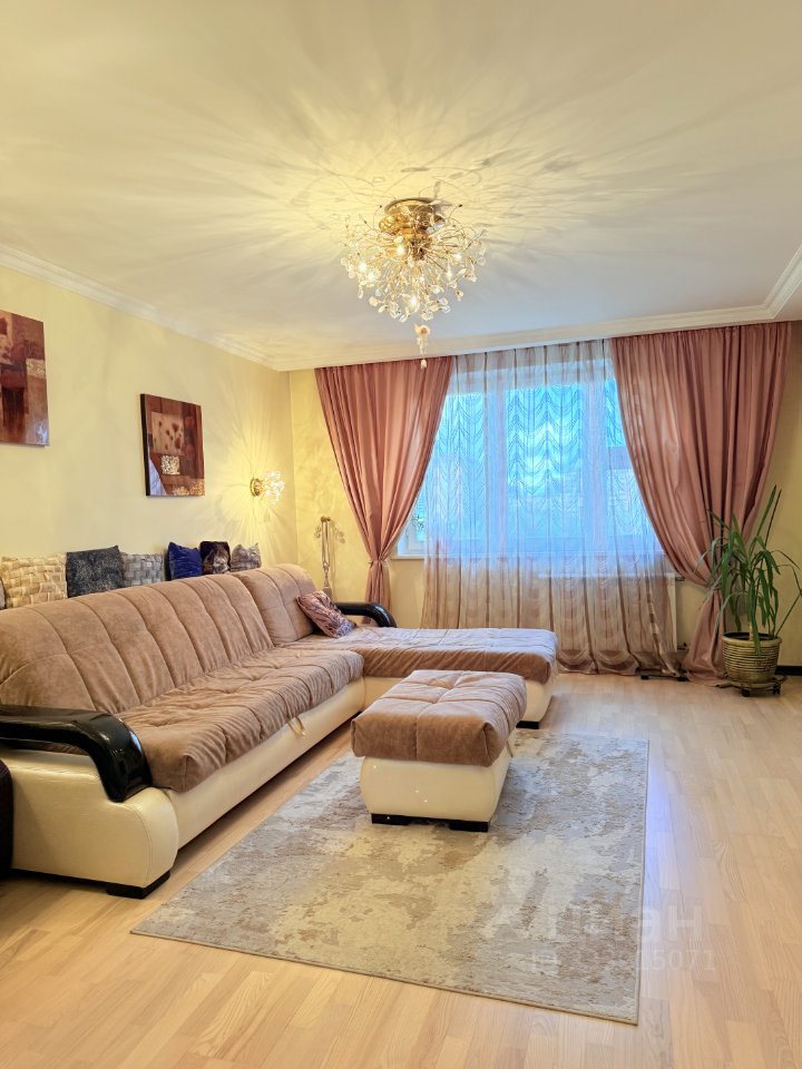 3-комн. квартира, 90 м², 10/14 этаж