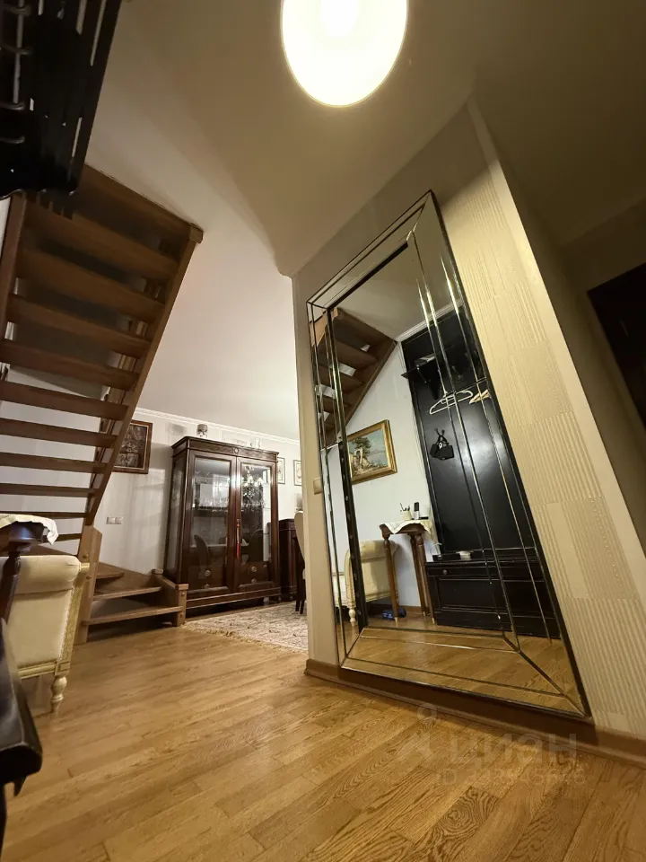 3-комн. квартира, 90 м², 3/22 этаж