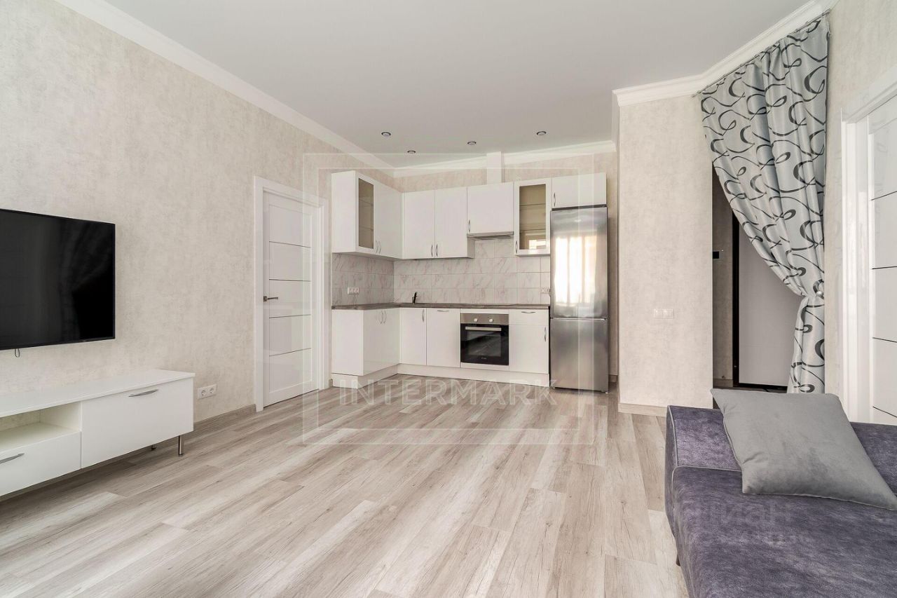 3-комн. квартира, 70 м², 3/19 этаж