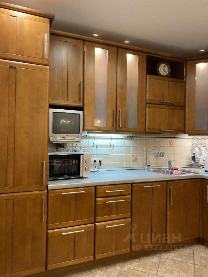 2-комн. квартира, 60 м², 12/14 этаж