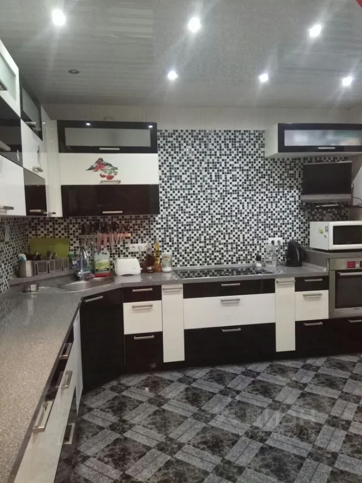 3-комн. квартира, 86 м², 14/23 этаж