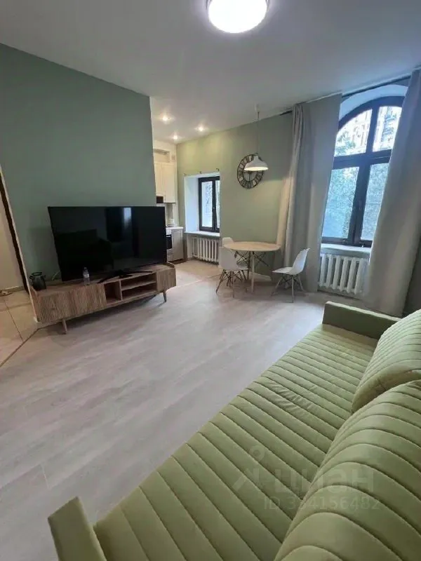 2-комн. квартира, 55 м², 4/8 этаж