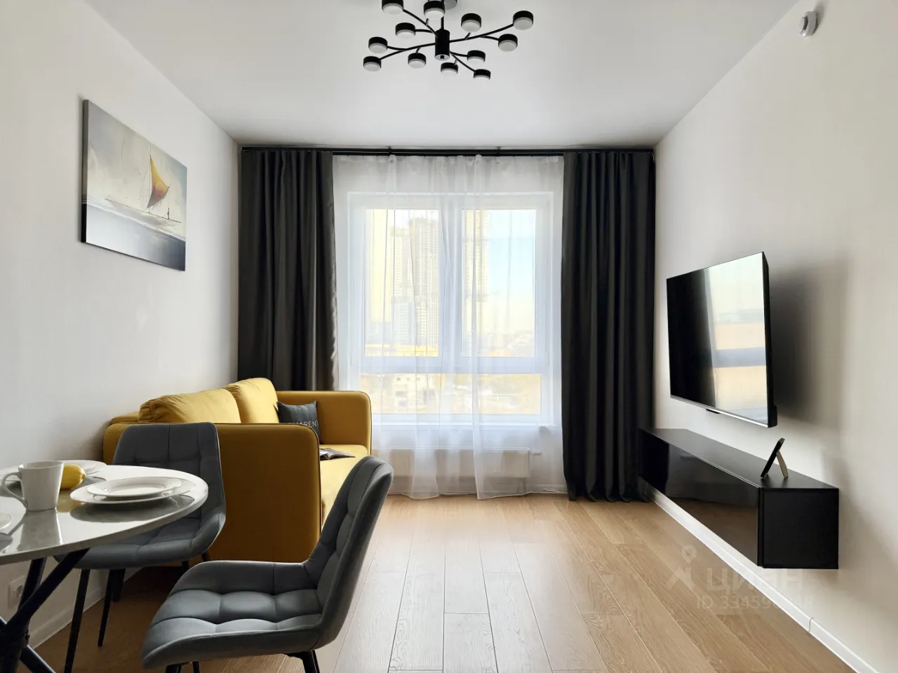 2-комн. квартира, 35,6 м², 10/33 этаж