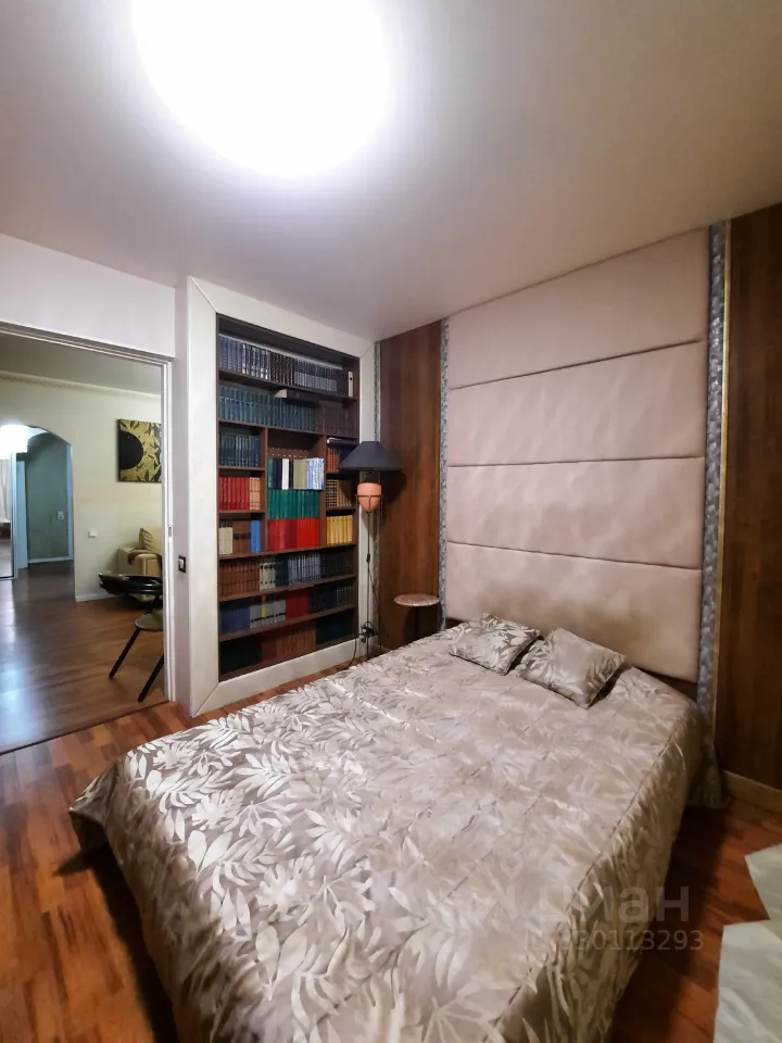 3-комн. квартира, 60 м², 1/9 этаж