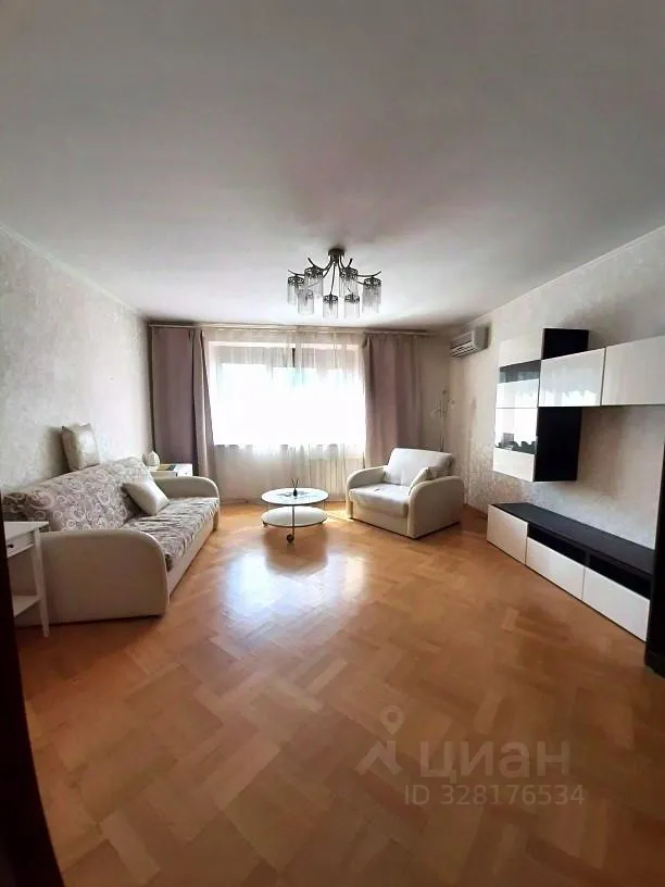 2-комн. квартира, 70 м², 3/17 этаж
