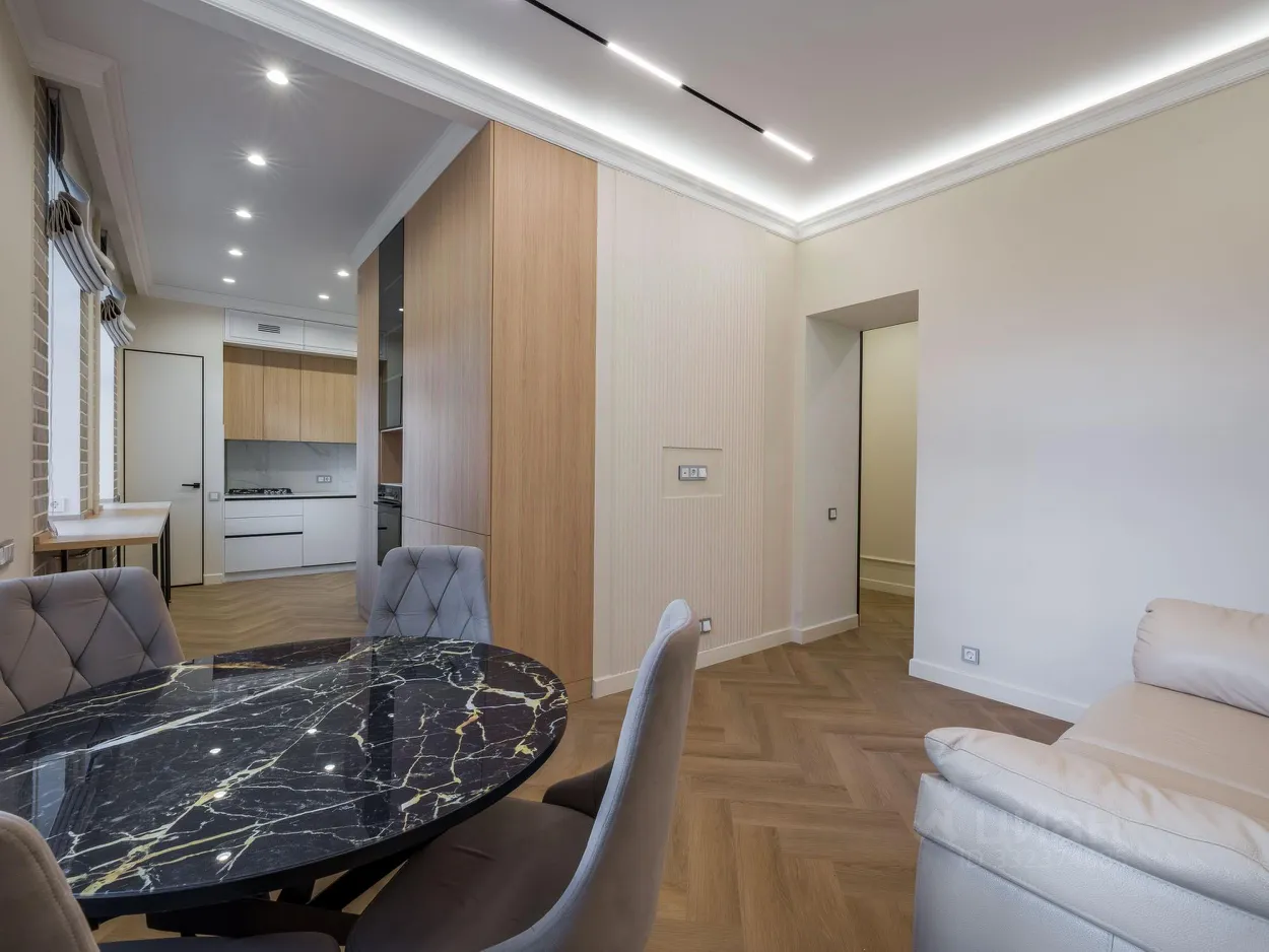 4-комн. квартира, 100 м², 4/6 этаж
