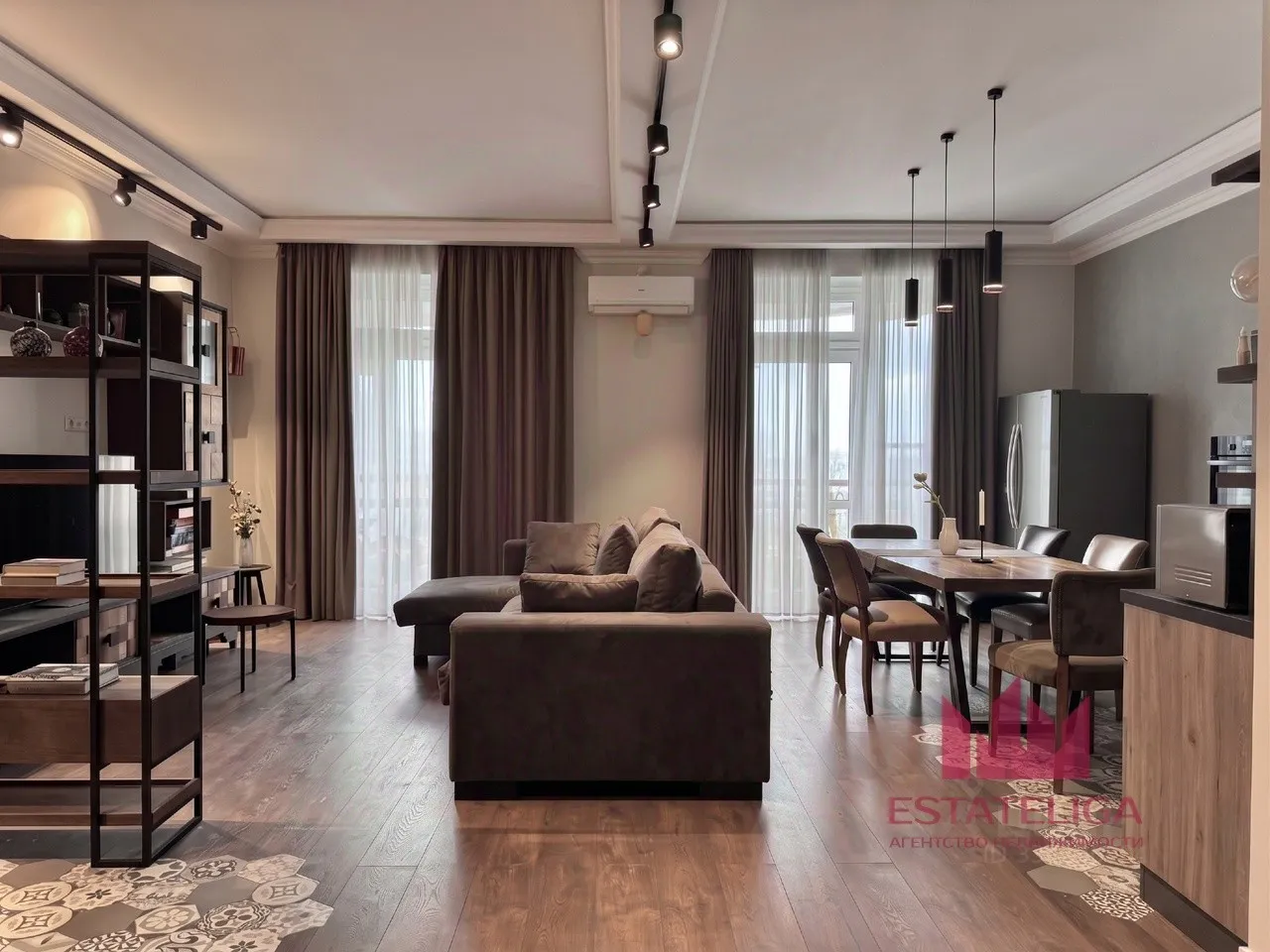 3-комн. квартира, 92 м², 8/8 этаж