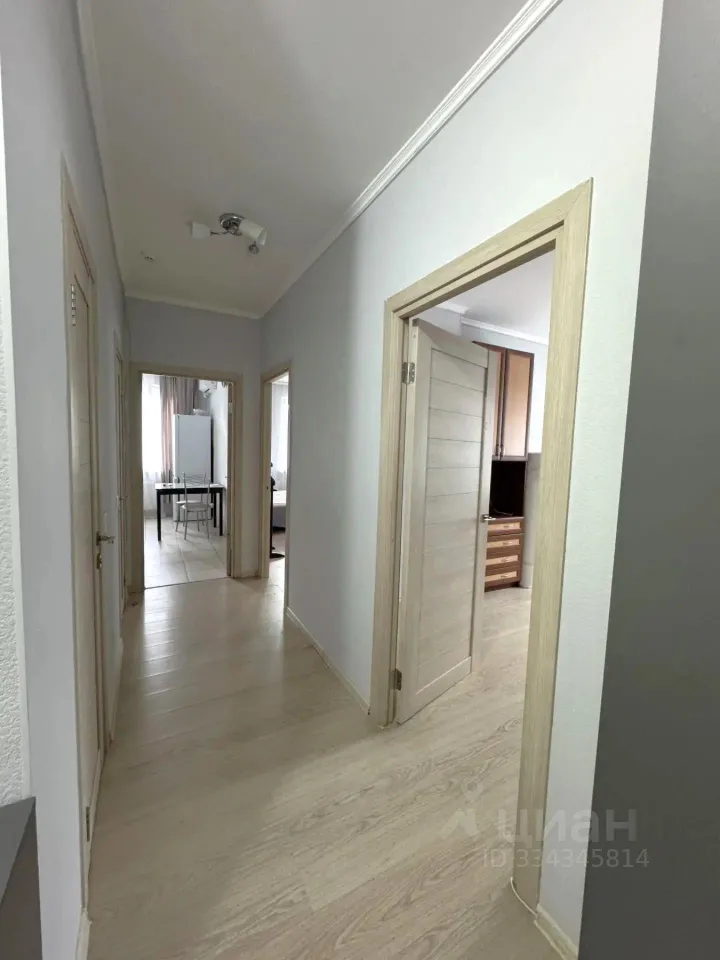 2-комн. квартира, 60 м², 2/16 этаж