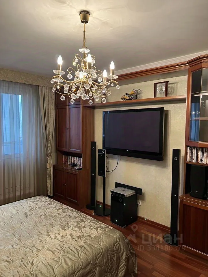 2-комн. квартира, 55 м², 9/17 этаж