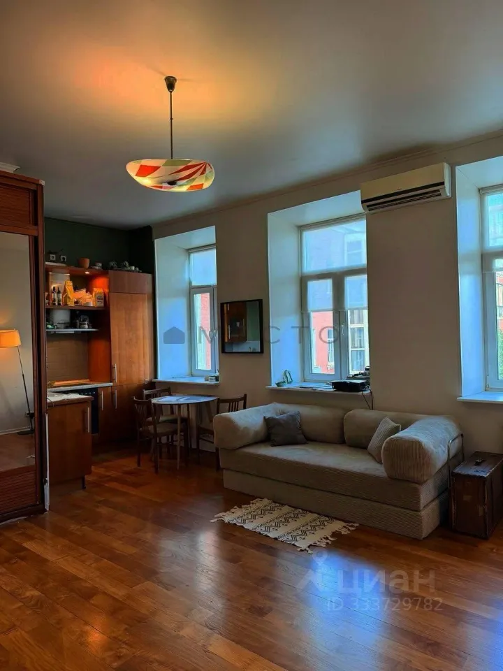 2-комн. квартира, 47 м², 4/7 этаж