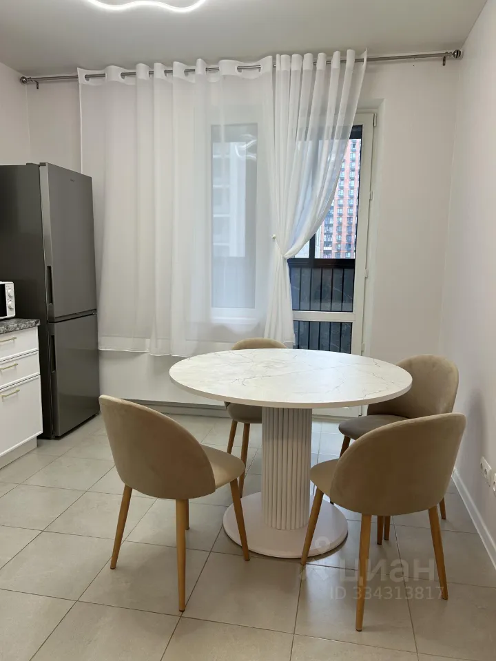 3-комн. квартира, 78,5 м², 2/20 этаж