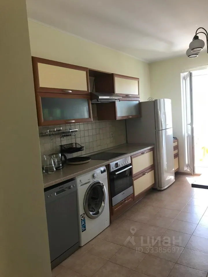 2-комн. квартира, 75 м², 8/22 этаж