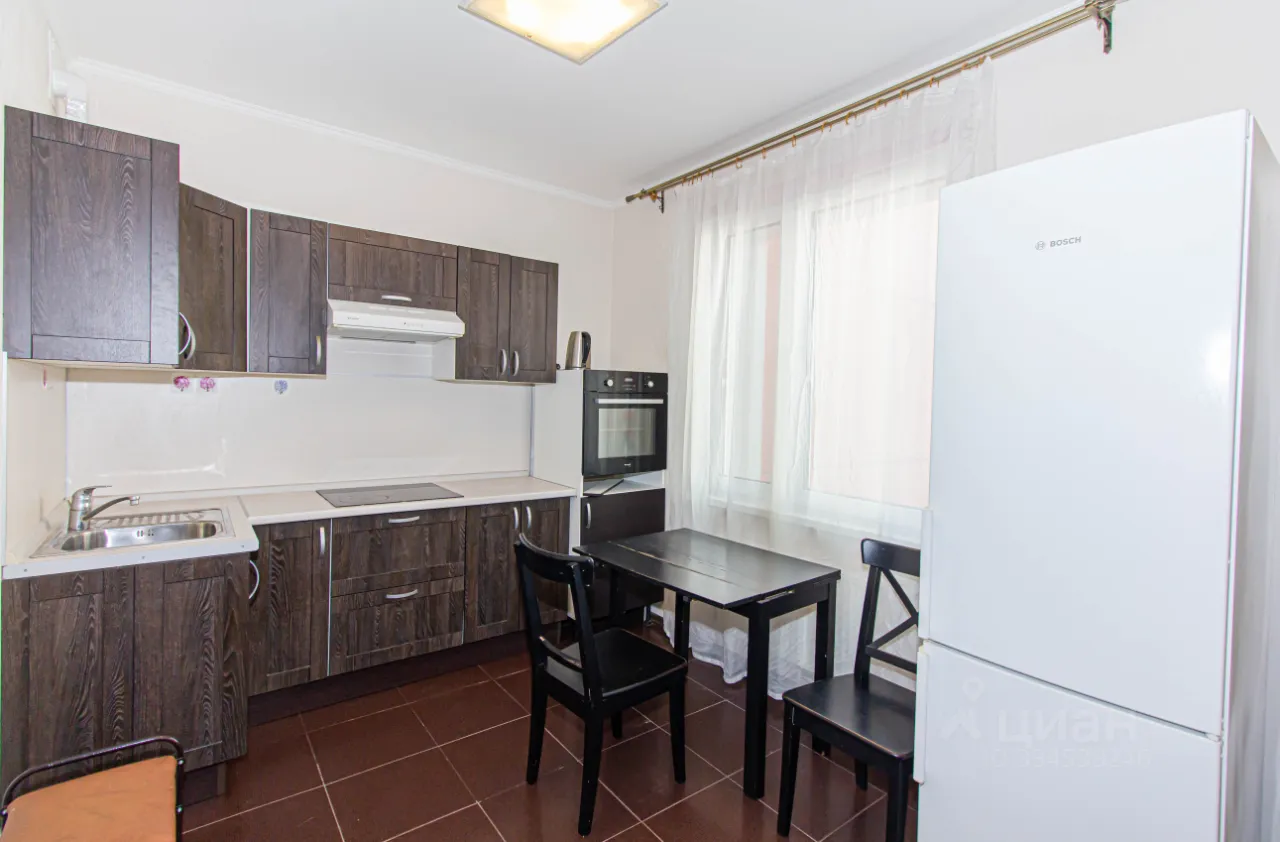 2-комн. квартира, 60 м², 5/27 этаж