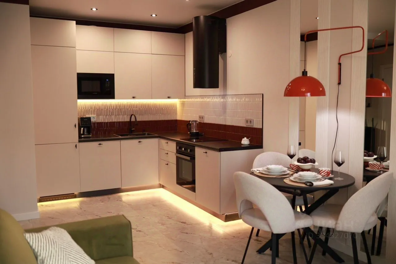 2-комн. квартира, 43 м², 27/30 этаж
