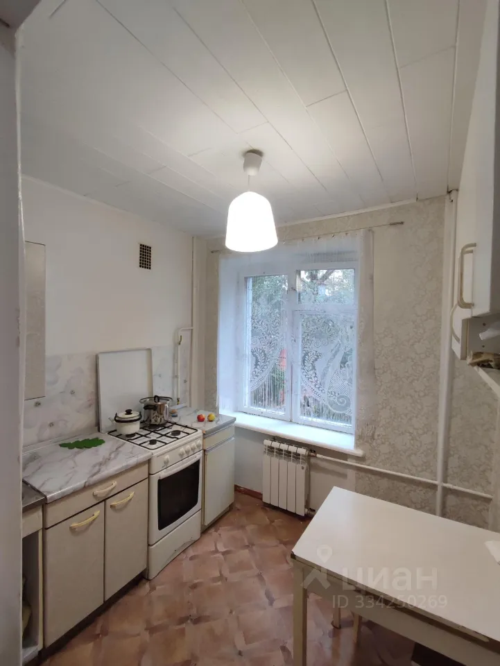 2-комн. квартира, 44 м², 3/5 этаж