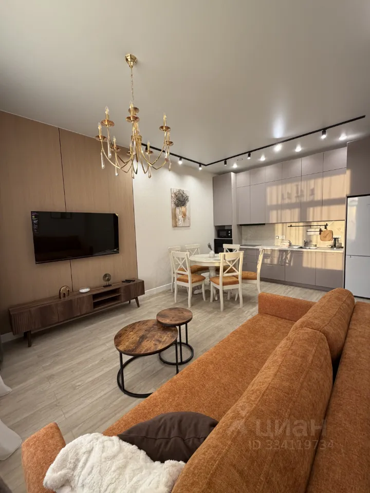 2-комн. квартира, 60 м², 3/28 этаж