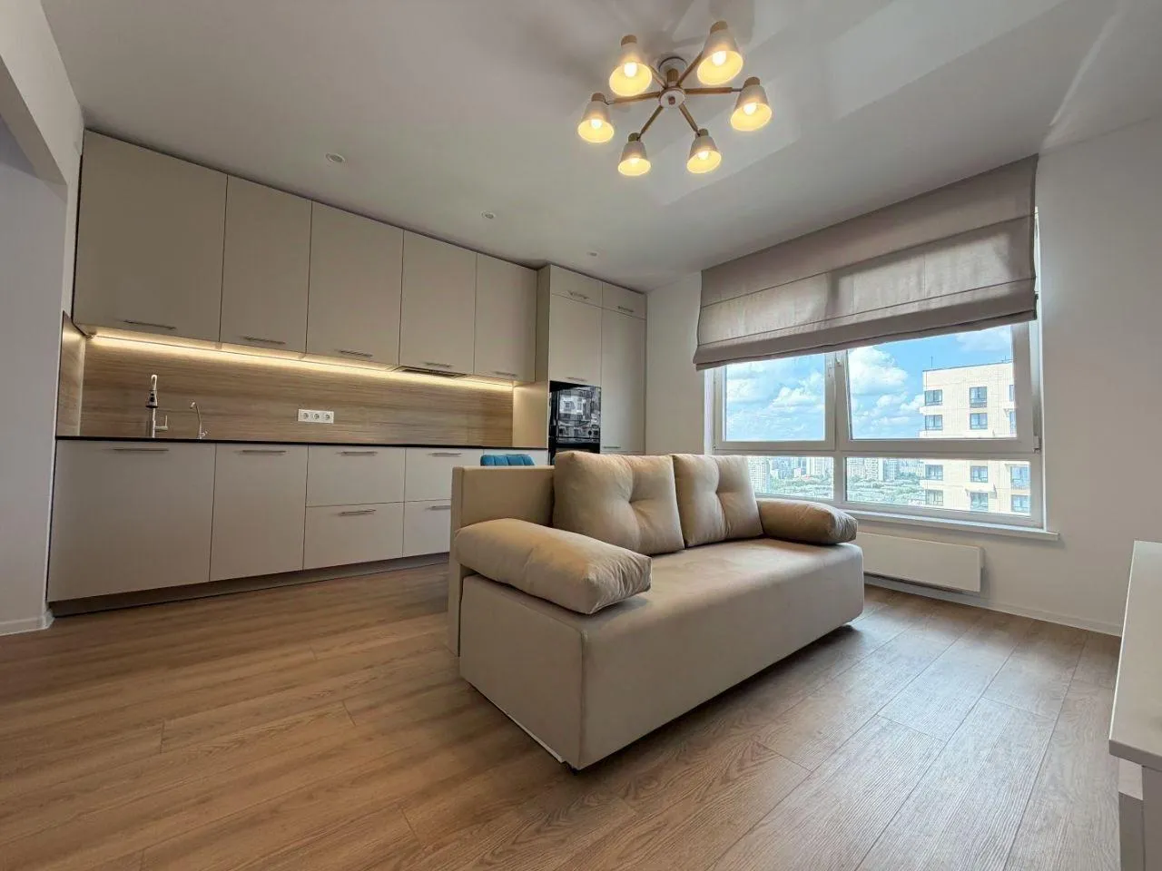 3-комн. квартира, 50 м², 23/30 этаж
