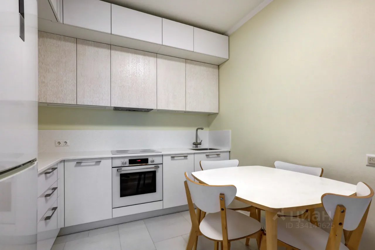 3-комн. квартира, 110 м², 21/21 этаж