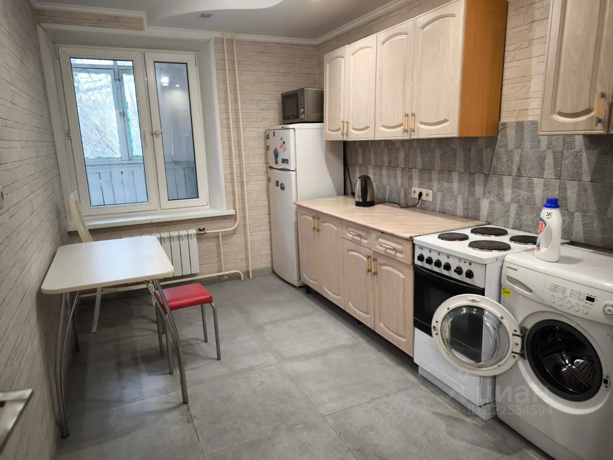 1-комн. квартира, 35 м², 1/16 этаж