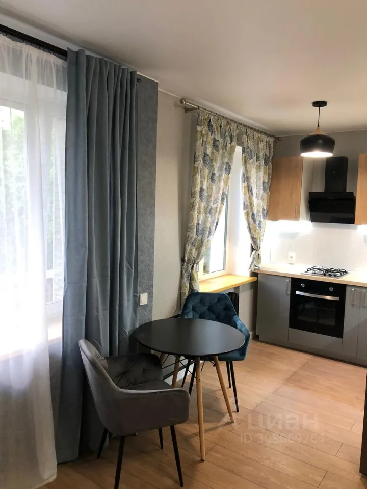 2-комн. квартира, 45 м², 4/5 этаж