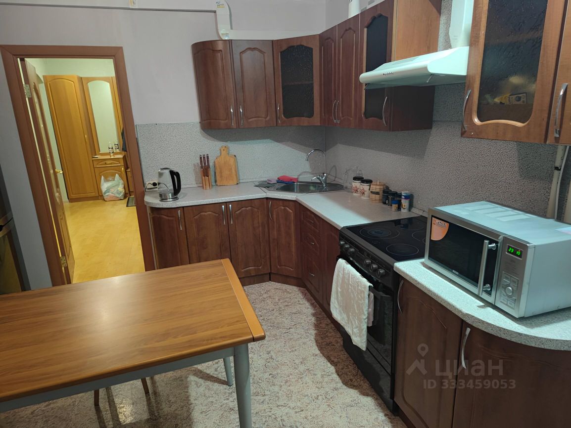 3-комн. квартира, 74 м², 9/17 этаж