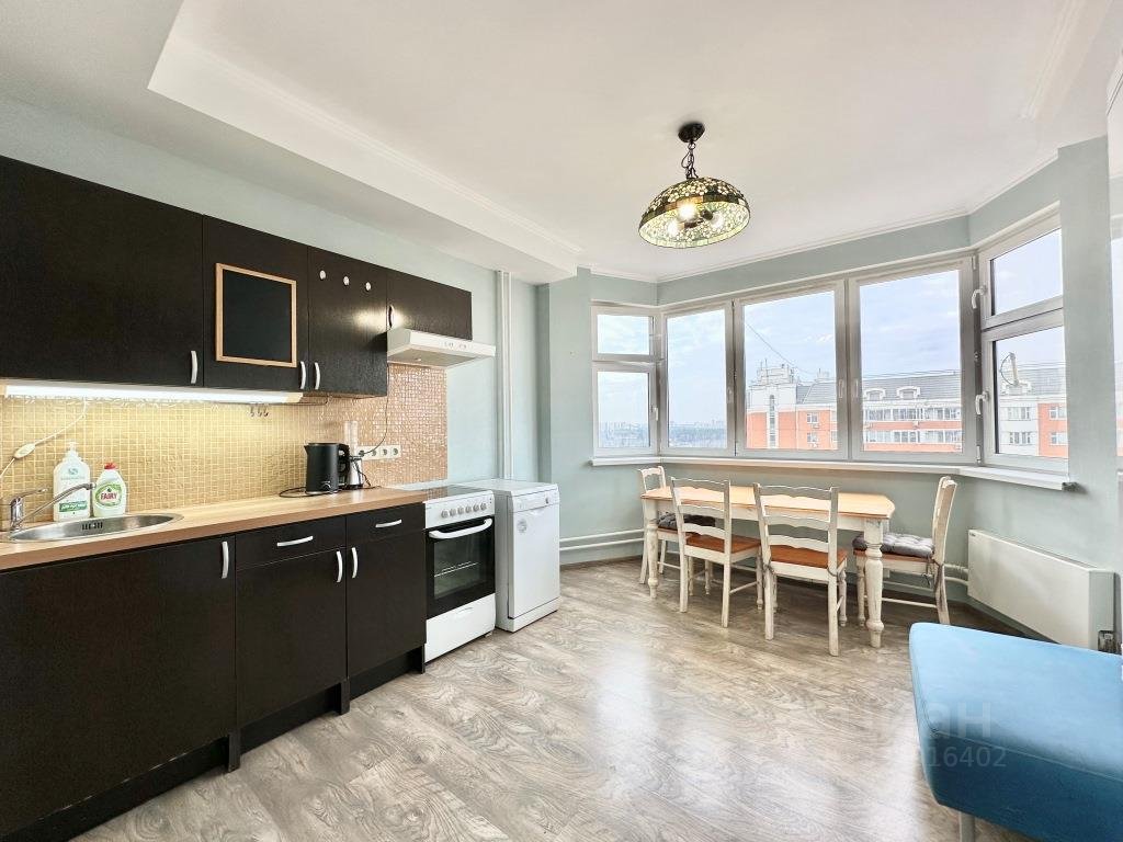 2-комн. квартира, 60,4 м², 17/17 этаж
