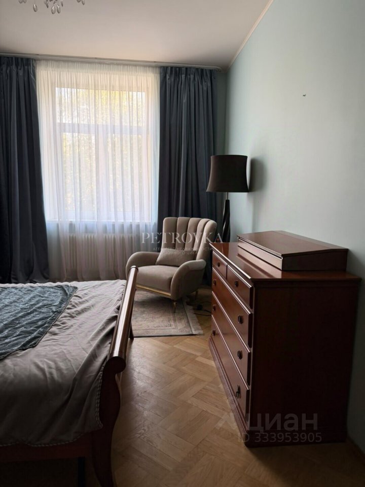3-комн. квартира, 90 м², 3/5 этаж