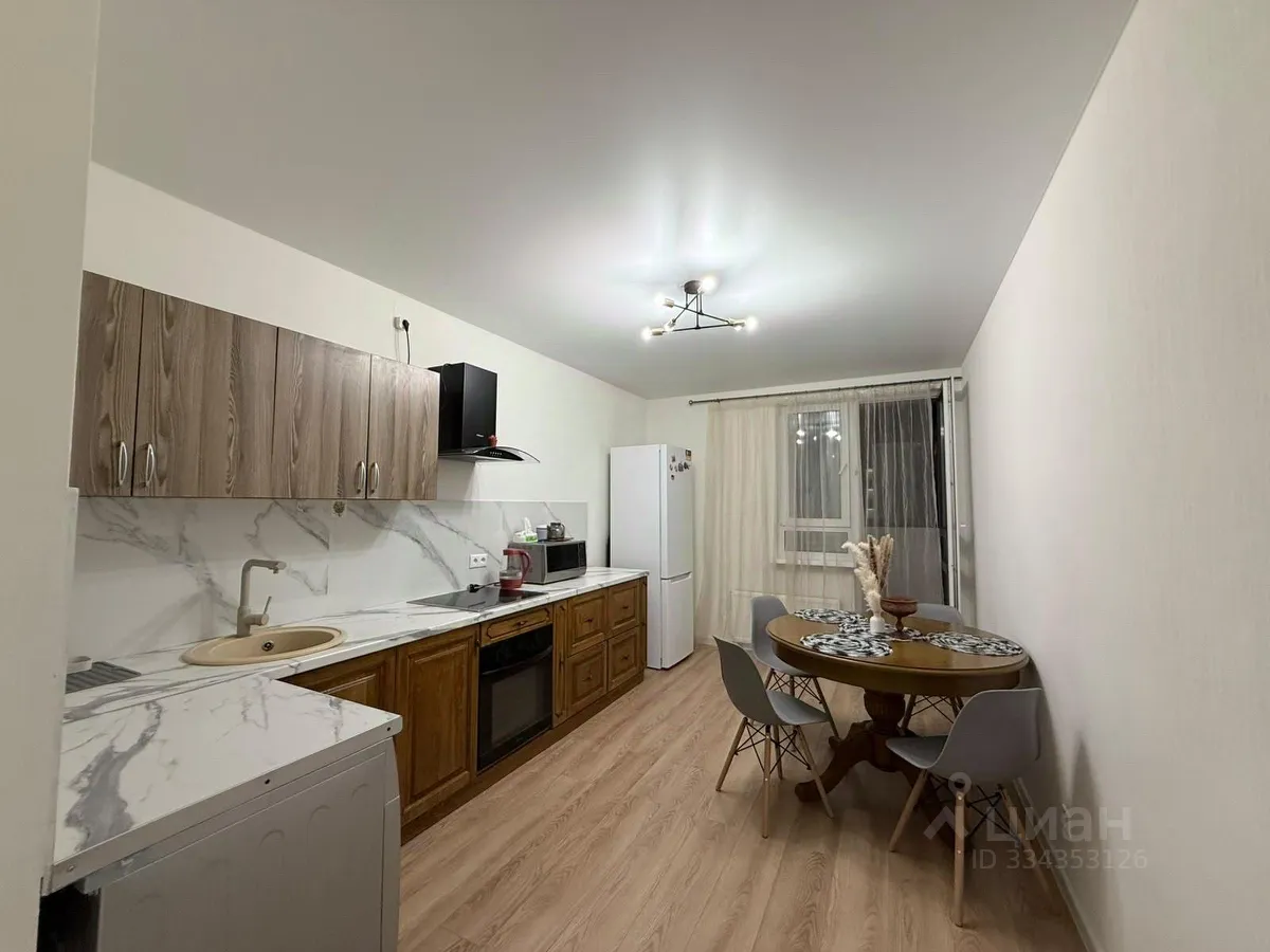 2-комн. квартира, 65 м², 9/12 этаж