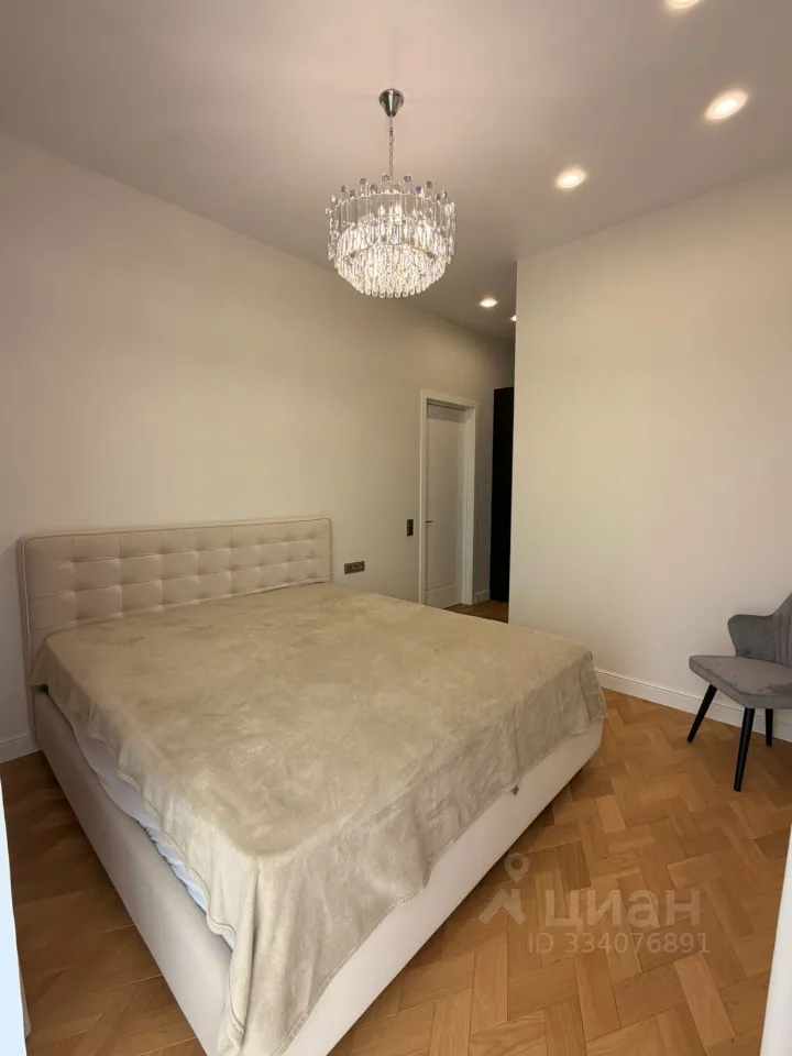 3-комн. квартира, 70 м², 22/42 этаж