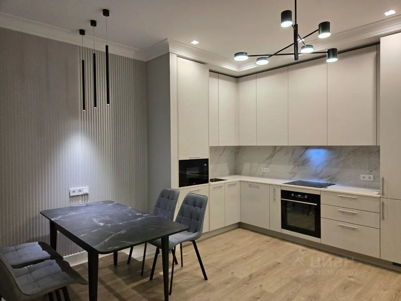 2-комн. квартира, 69 м², 2/25 этаж