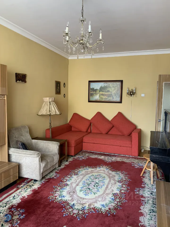 2-комн. квартира, 63 м², 4/5 этаж