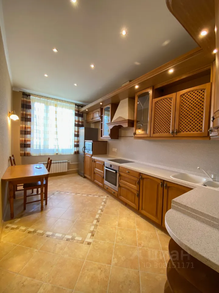 1-комн. квартира, 50 м², 3/20 этаж