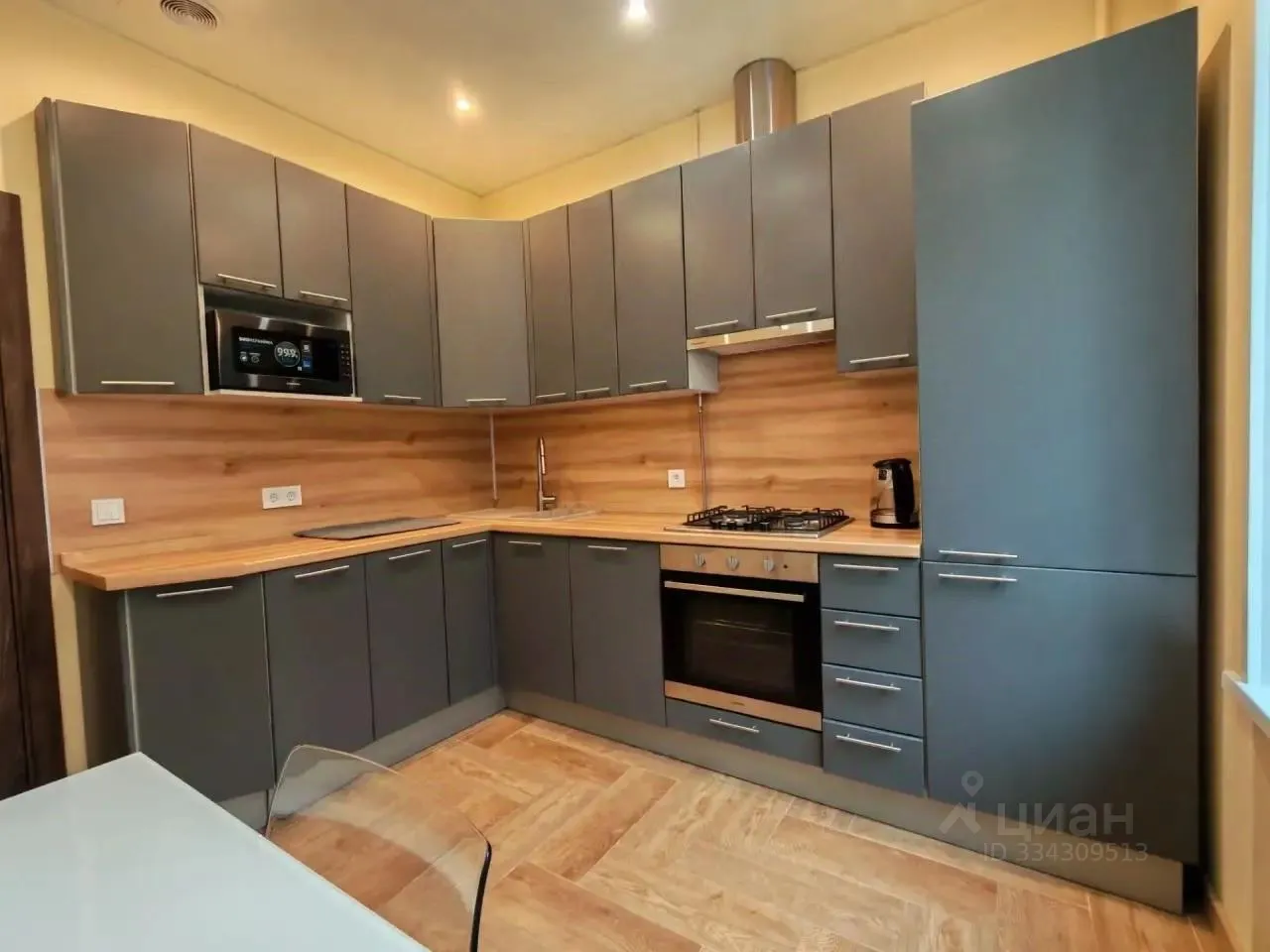 2-комн. квартира, 57 м², 2/7 этаж