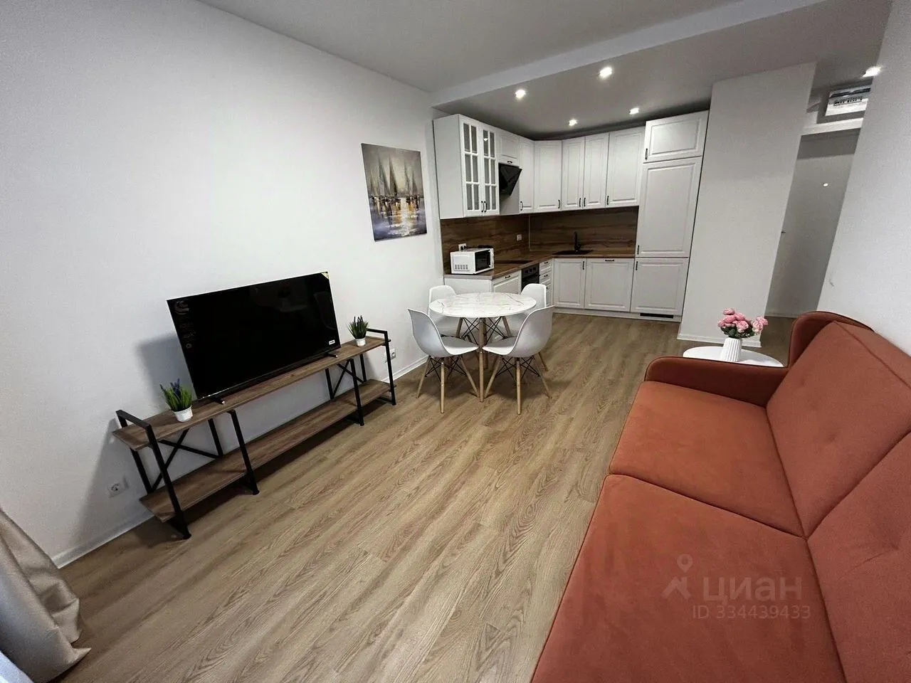 2-комн. квартира, 40 м², 3/25 этаж
