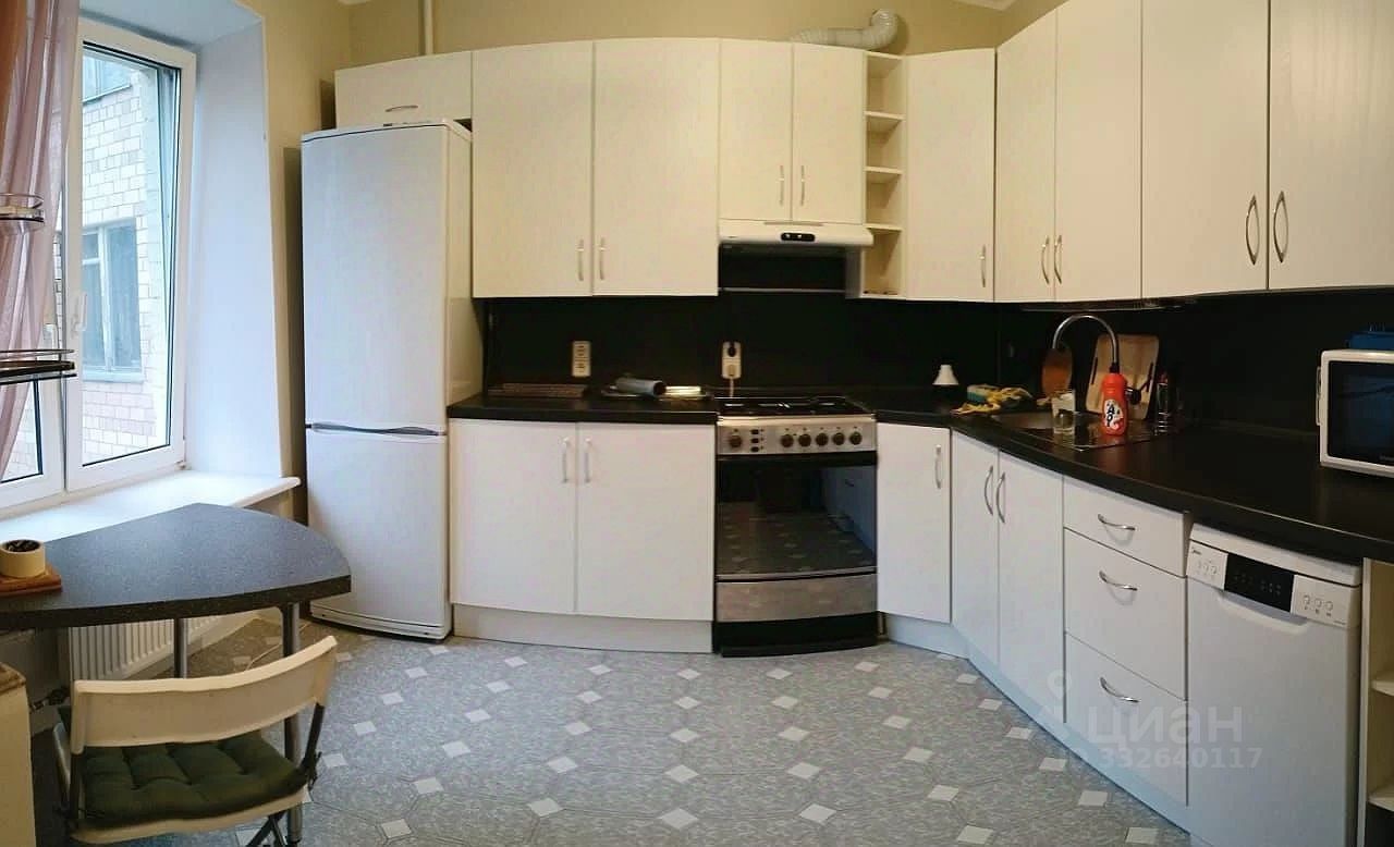 3-комн. квартира, 83 м², 3/9 этаж