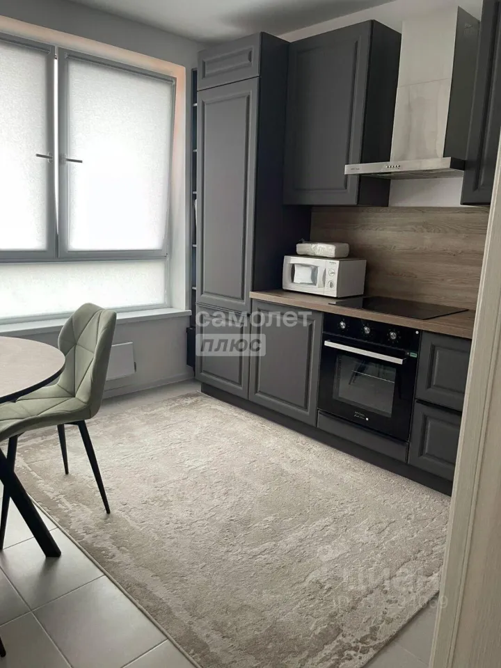 2-комн. квартира, 51,9 м², 28/33 этаж