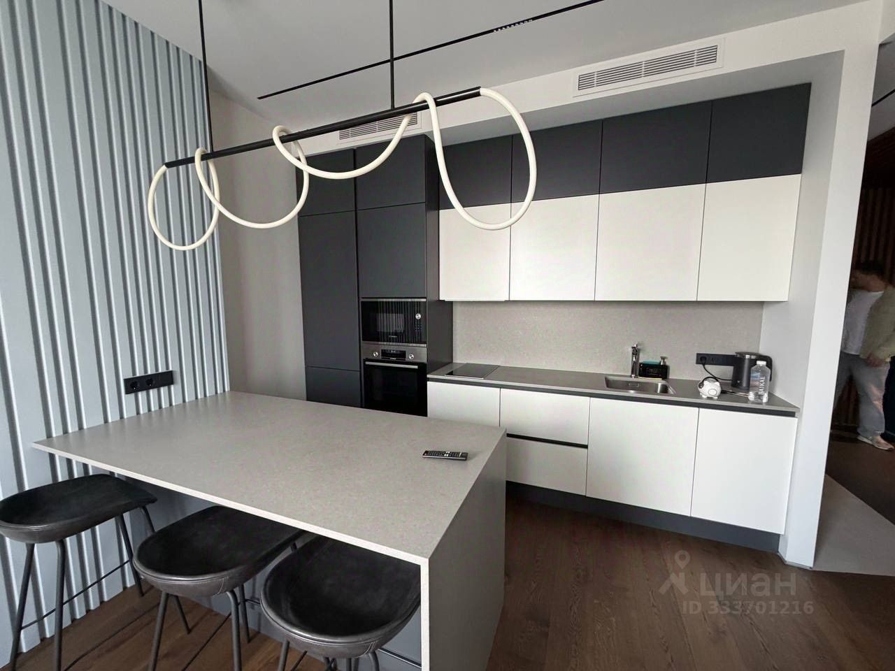 2-комн. квартира, 60 м², 9/15 этаж